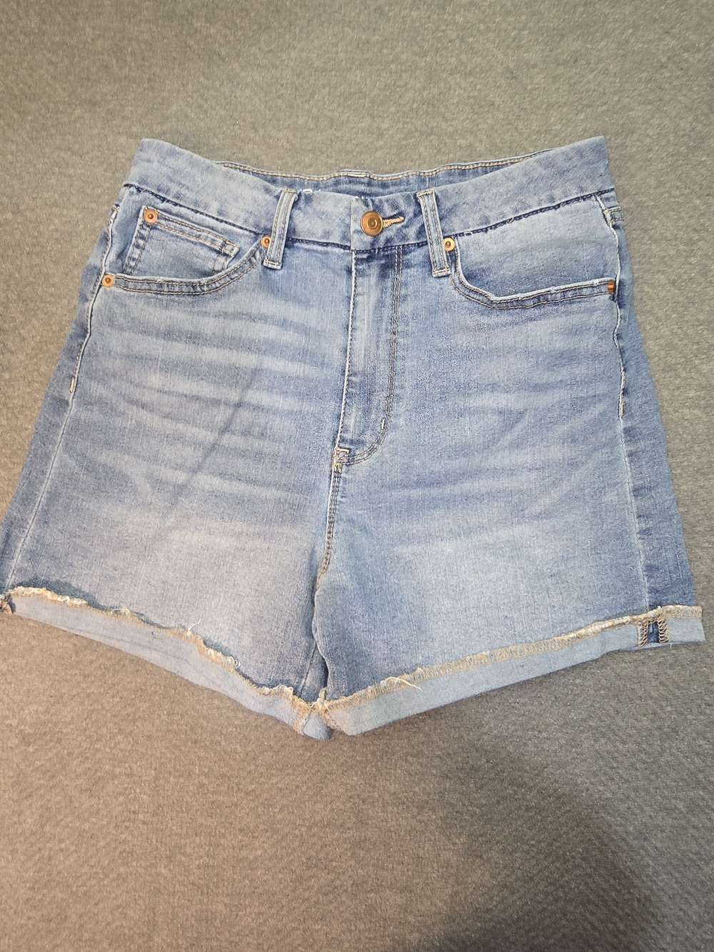 No BOUNDARIES High-Rise Light Blue Denim Shorts - Women